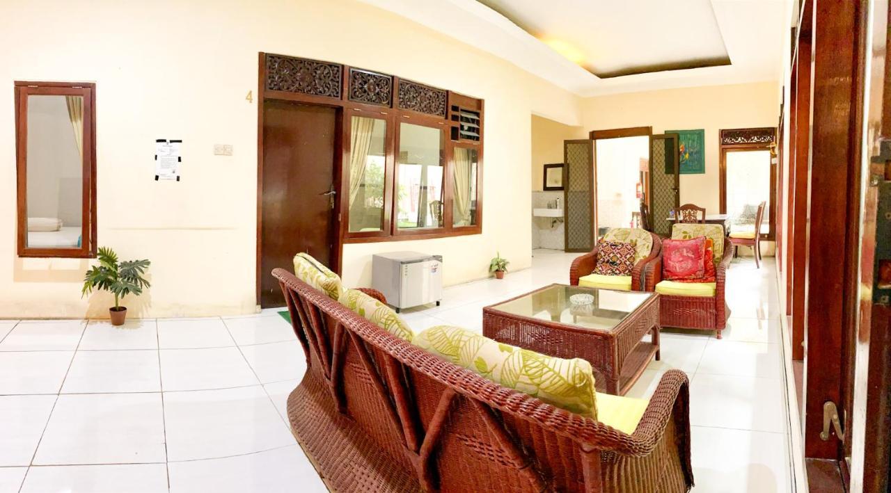 Homey Guesthouse Near Sby Zoo Syariah Surabaya Exterior foto