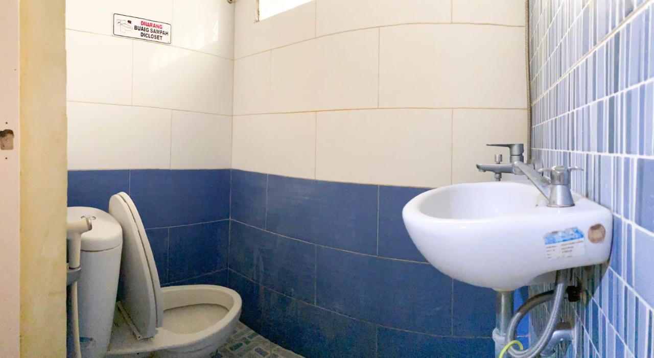 Homey Guesthouse Near Sby Zoo Syariah Surabaya Exterior foto