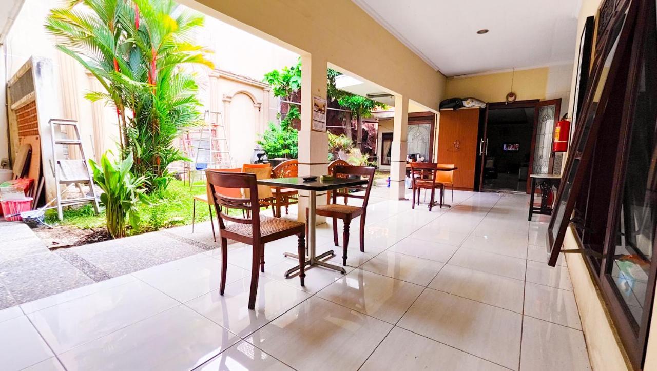 Homey Guesthouse Near Sby Zoo Syariah Surabaya Exterior foto