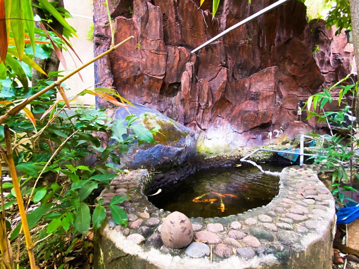 Homey Guesthouse Near Sby Zoo Syariah Surabaya Exterior foto