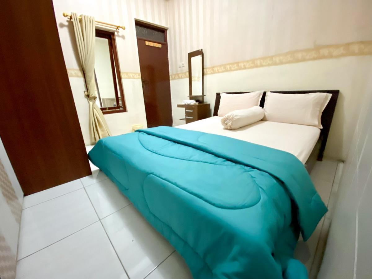 Homey Guesthouse Near Sby Zoo Syariah Surabaya Exterior foto