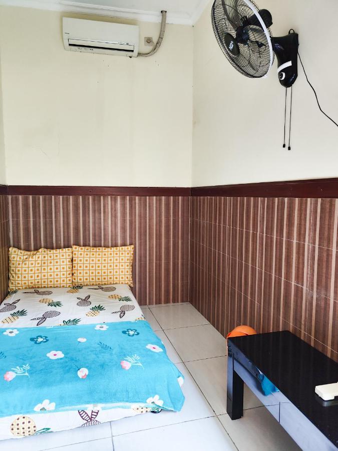 Homey Guesthouse Near Sby Zoo Syariah Surabaya Exterior foto