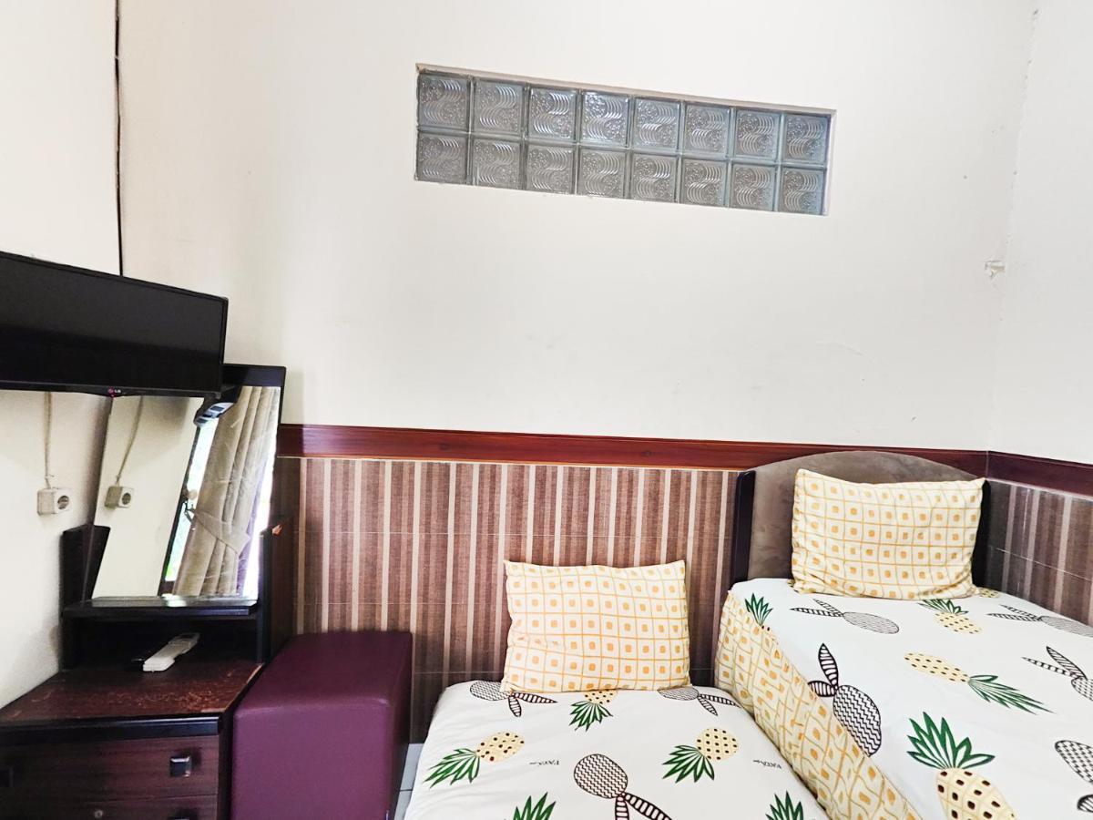 Homey Guesthouse Near Sby Zoo Syariah Surabaya Exterior foto