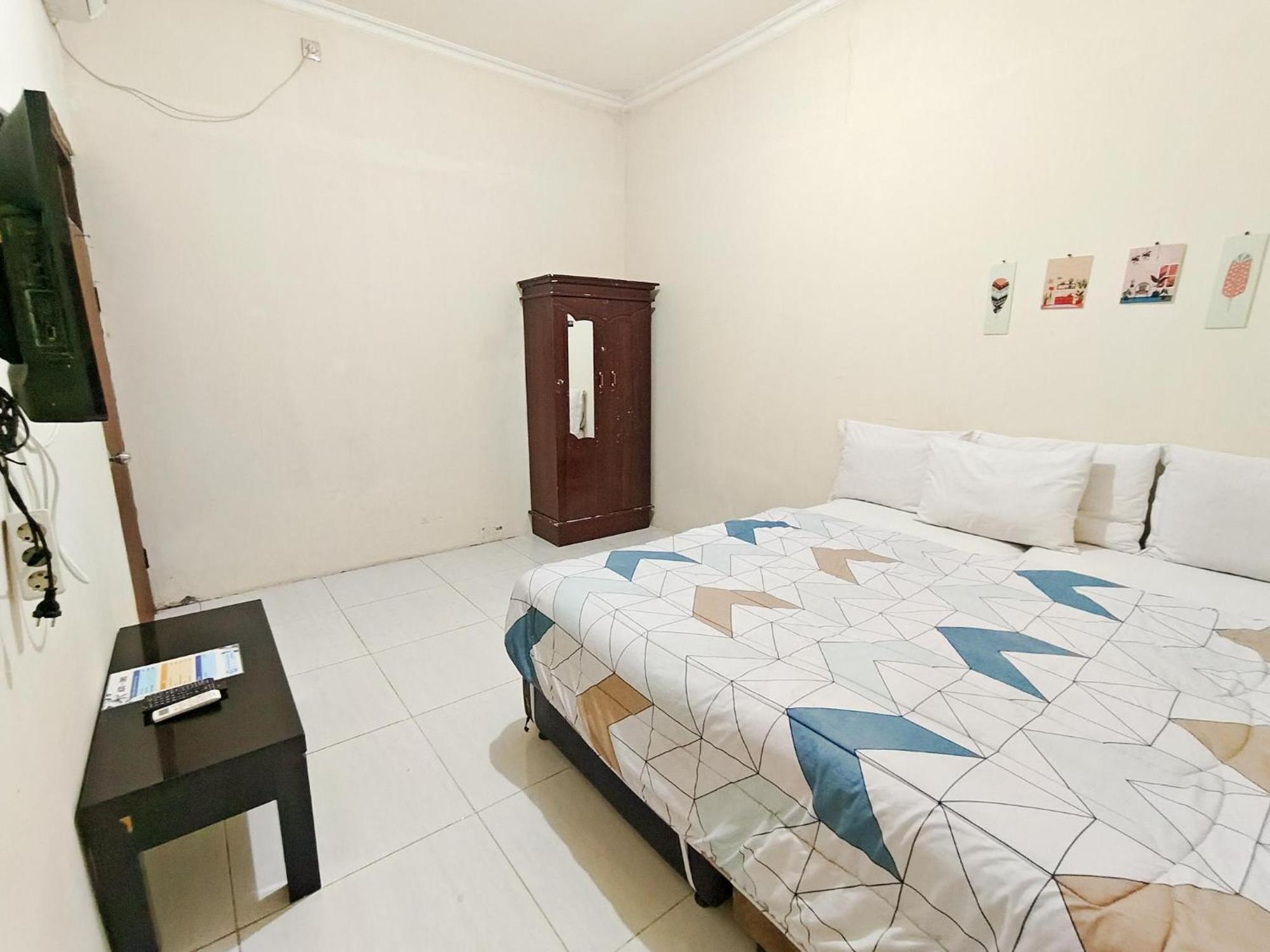 Homey Guesthouse Near Sby Zoo Syariah Surabaya Exterior foto